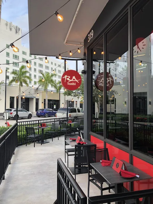 RA Sushi Bar Restaurant Picture 5