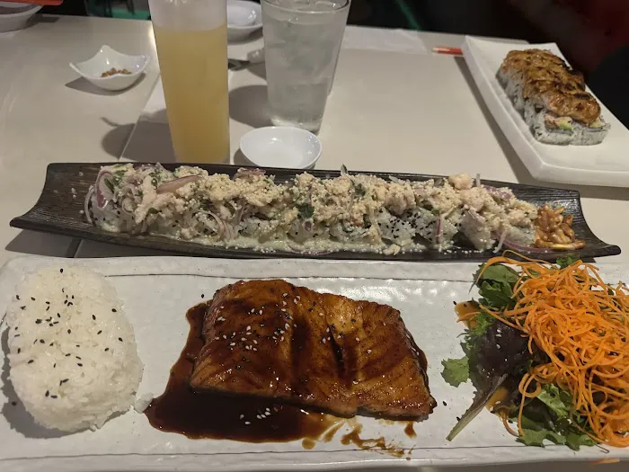 Inari Sushi Fusion West Kendall Picture 4