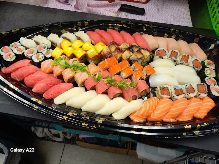 Sushi Raku Picture 4