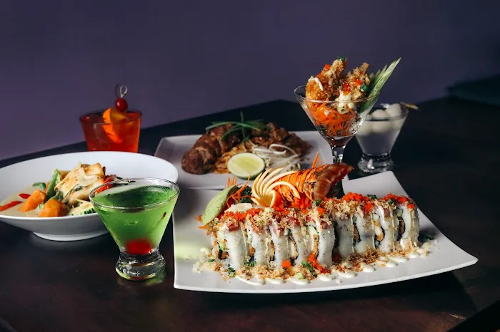Tee Jay Thai Sushi | Wilton Manors Picture 3
