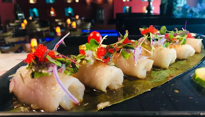 Tee Jay Thai Sushi | Wilton Manors Picture 1