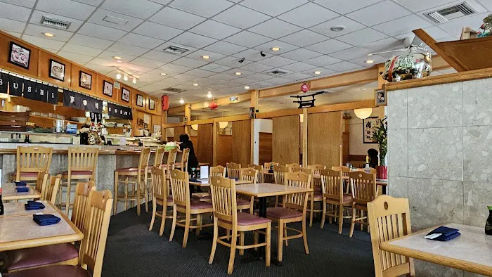 Sakura Sushi Japanese Restaurant Picture 6