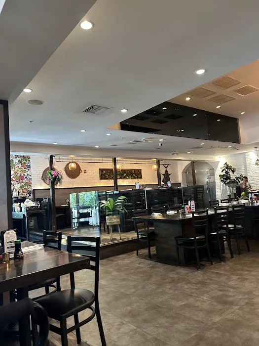 Phat Boy Sushi, Kitchen & Bar - Oakland Park Picture 5