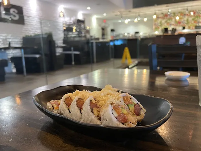 Phat Boy Sushi, Kitchen & Bar - Oakland Park Picture 10
