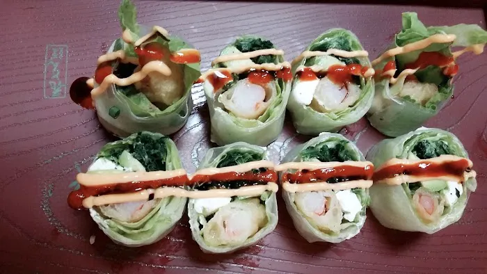 Sushi To Go Picture 4