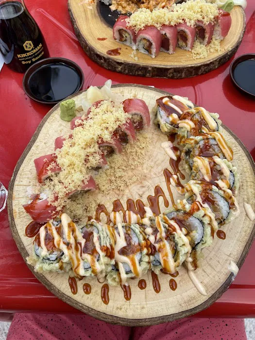 9 Face Sushi Cafe Picture 6