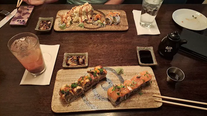Saiko-i Sushi Lounge & Hibachi Picture 7