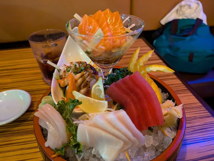 Sushi Yama Asian Bistro Picture 5