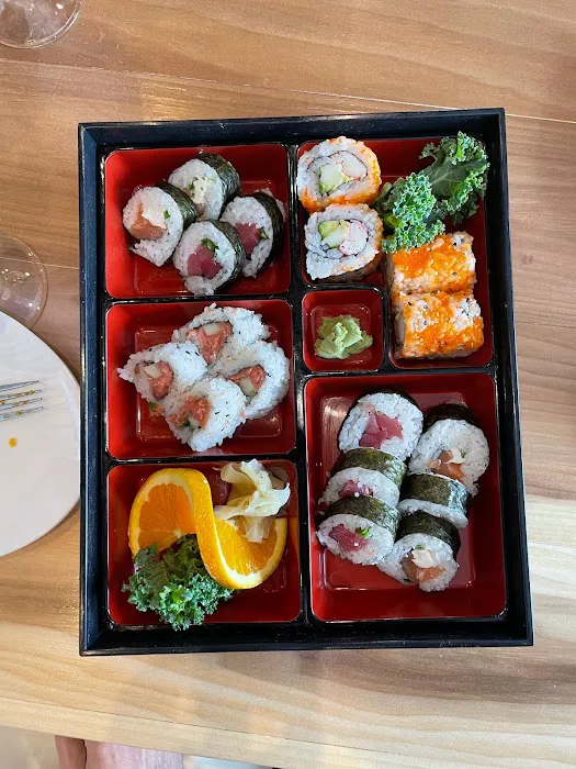 Zen Sushi + Robata Grill Picture 4