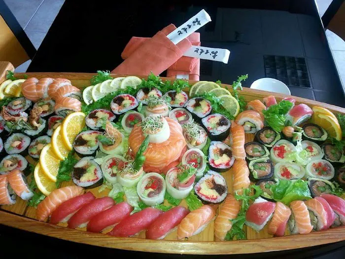 Kevin's Sushi & Thai Picture 3