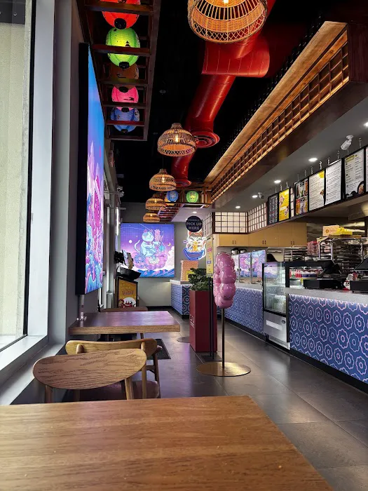 Zuru Ramen Bar Boca Raton with Mochinut Picture 1