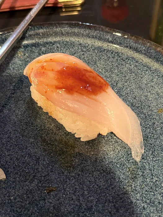 NOUTTA SUSHI AND THAI Picture 5