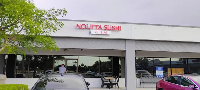 NOUTTA SUSHI AND THAI Picture 4