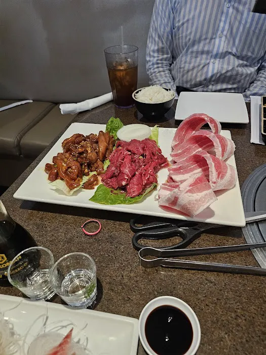 YAMI Korean & Japanese Restaurant Picture 9
