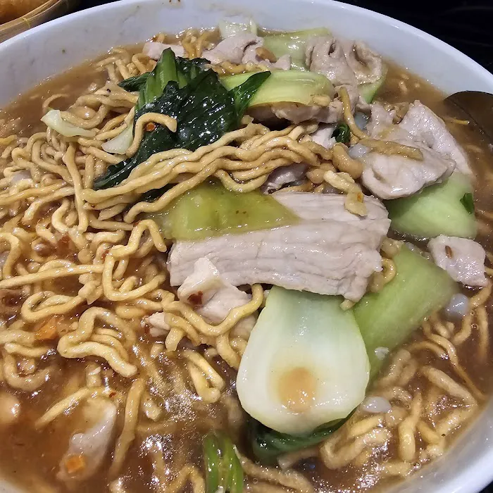 OKA Sushi & Thai, Ramen Picture 4