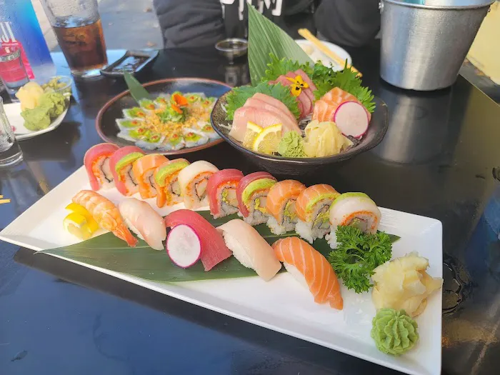 OKA Sushi & Thai, Ramen Picture 8