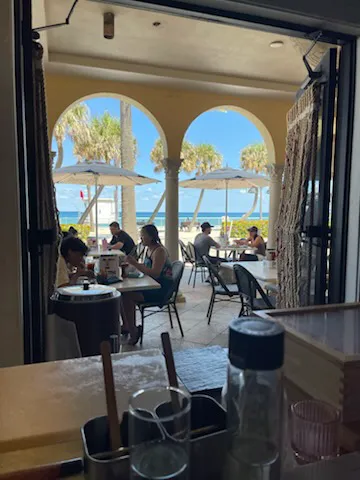 Sushi by Bou - Ocean Blvd @ Benny’s on the Beach Picture 4