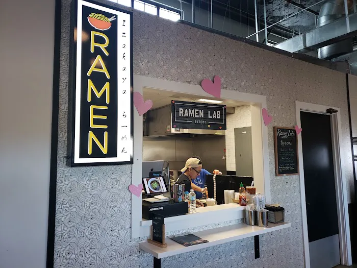 Ramen Lab Eatery Picture 10