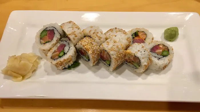 Yu-Mi Sushi Cafe Picture 1