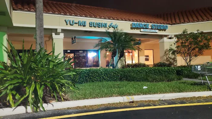 Yu-Mi Sushi Cafe Picture 2