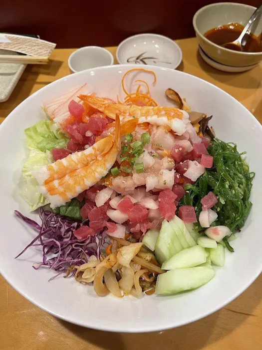 Yu-Mi Sushi Cafe Picture 10