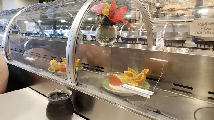 Yamato Sushi Train & Grill Picture 9