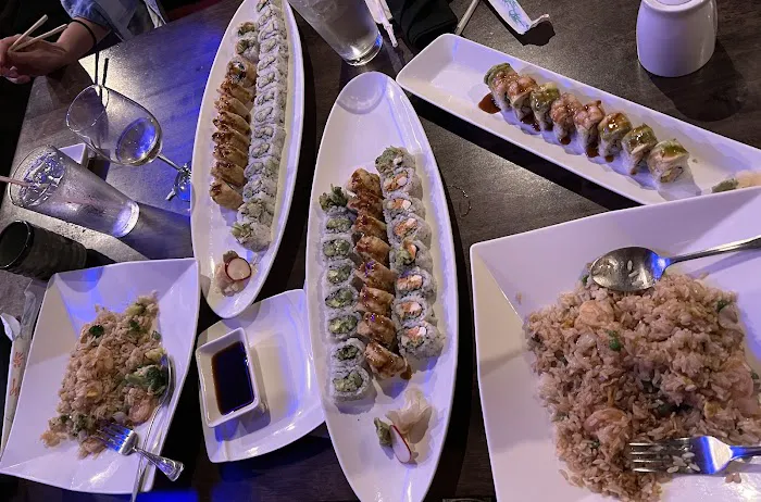 Hutong Sushi Grill Picture 6