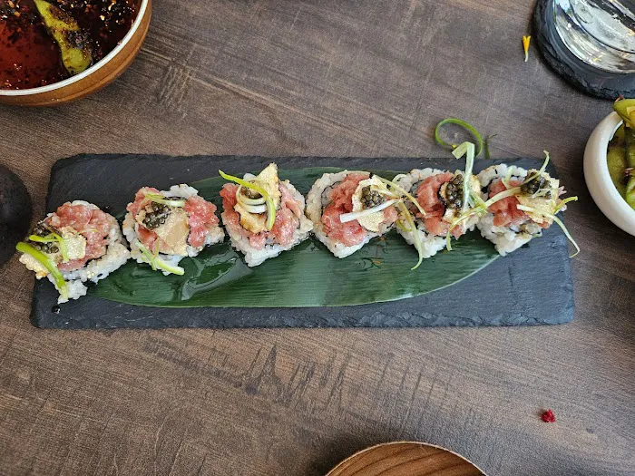 KA Sushi Picture 5