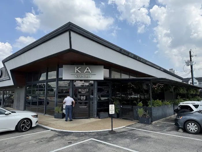 KA Sushi Picture 7