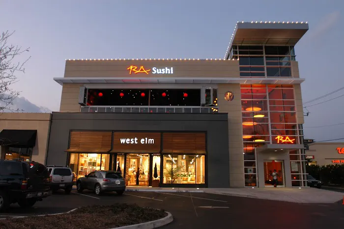 RA Sushi Bar Restaurant Picture 1