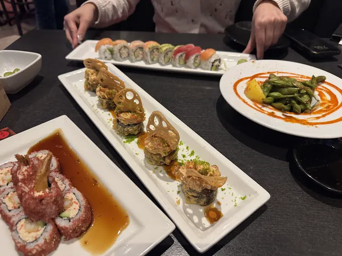 RA Sushi Bar Restaurant Picture 4
