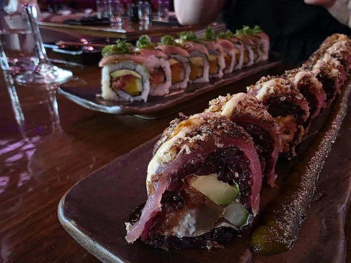 TEN Sushi + Cocktail Bar Picture 4