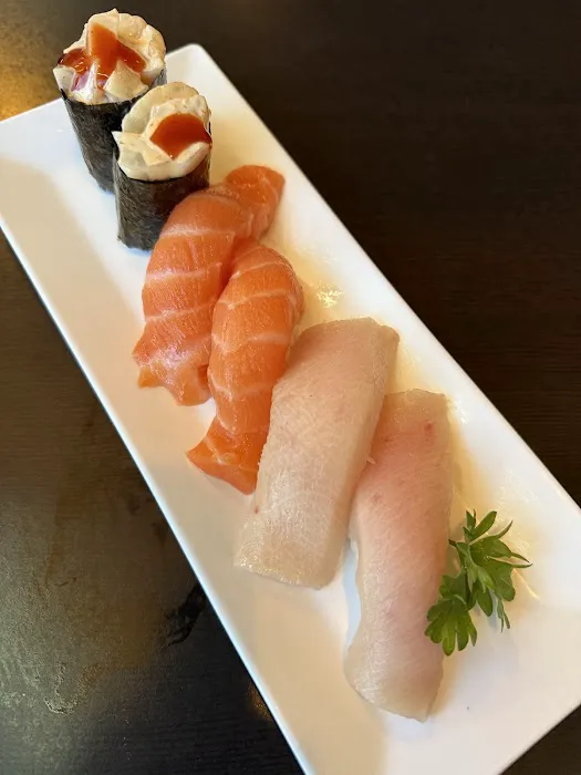 EurAsia Fusion Sushi Picture 4