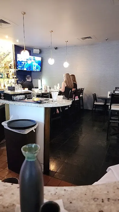 Sushi Bar Picture 4