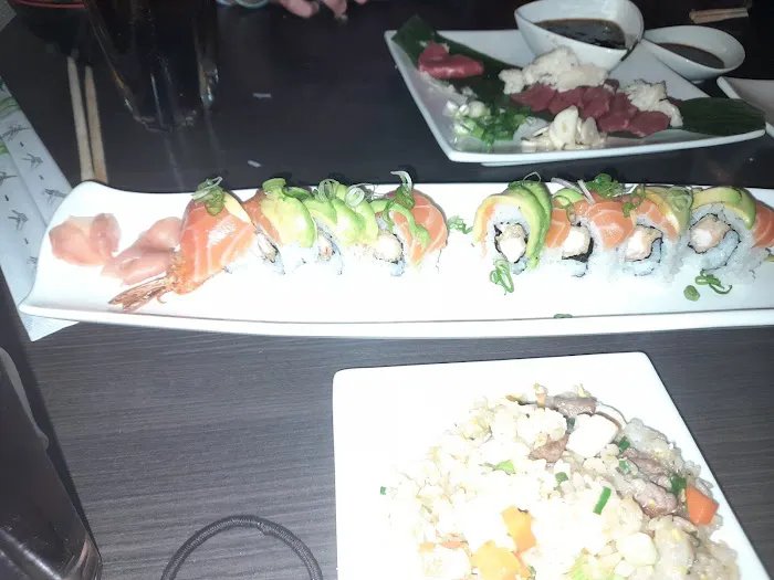 Sushi Bar Picture 10