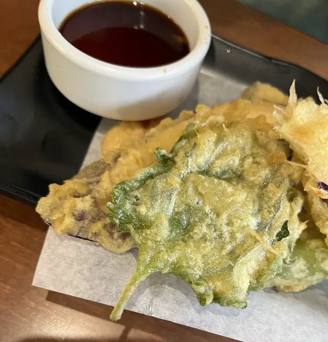 Mamasan Sushi Picture 10