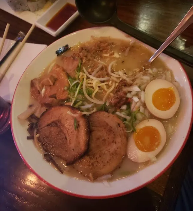 Mikoto Ramen Sushi Bar Picture 7
