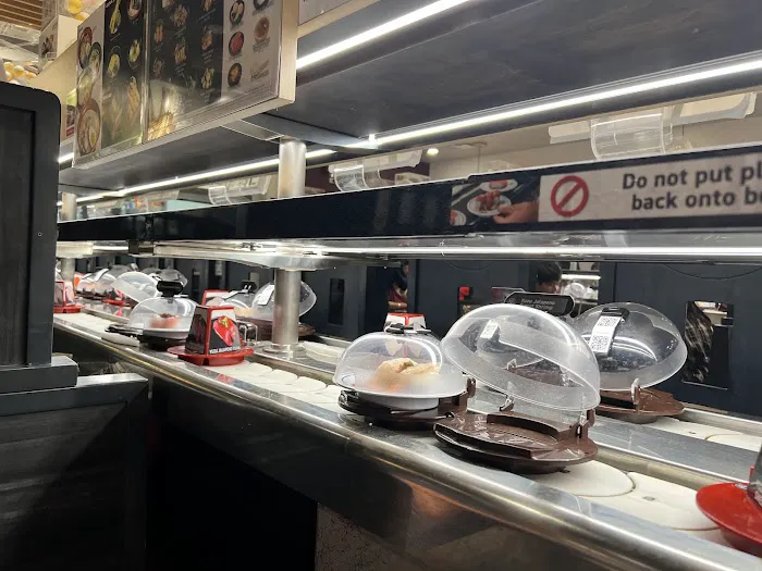 Kura Revolving Sushi Bar Picture 4