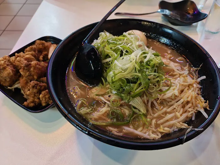 Jumbo Noodles Bar Picture 7