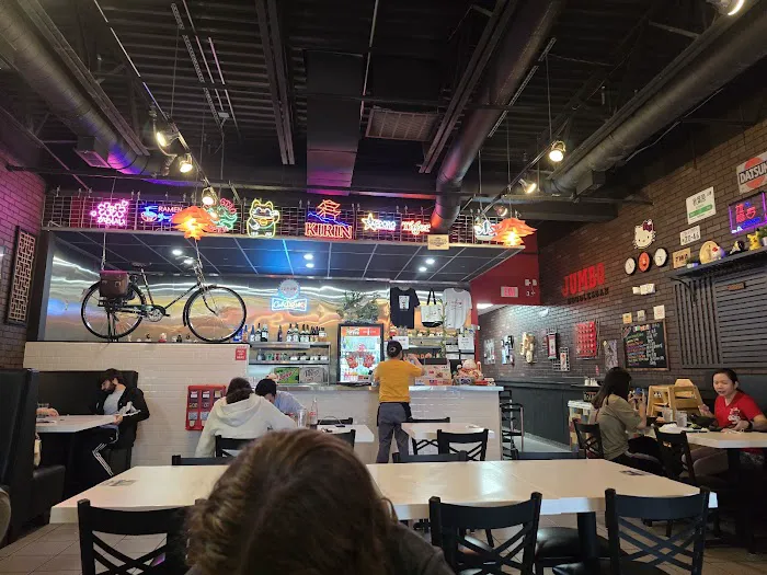 Jumbo Noodles Bar Picture 5