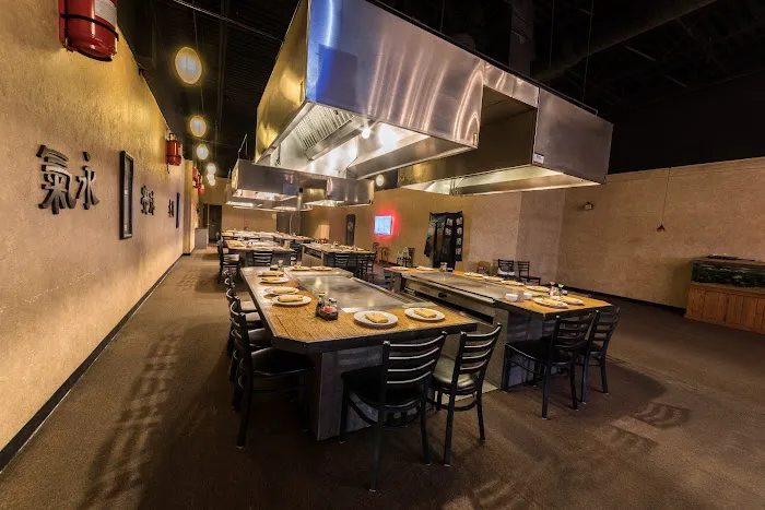 Mr. Sushi and Japanese Steakhouse Picture 3
