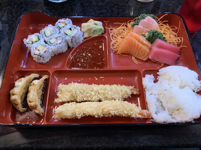 Tokyo Japanese Steak House & Sushi Bar Picture 8