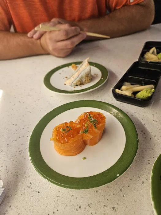 Akarii Revolving Sushi Bar Picture 7