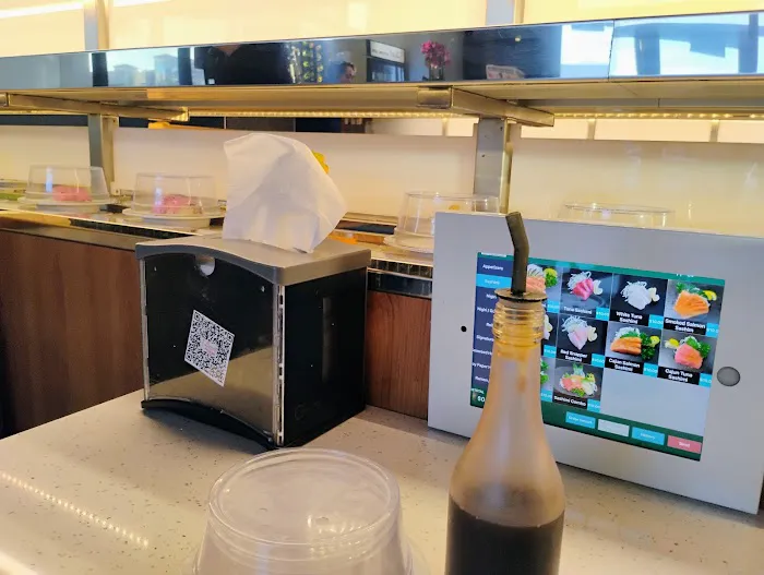 Akarii Revolving Sushi Bar Picture 6