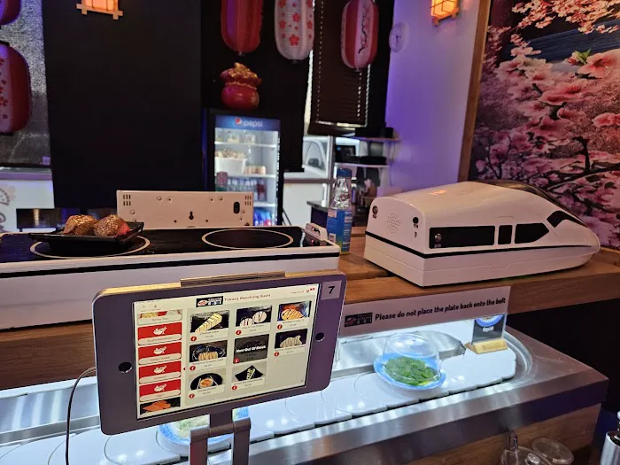 Revolving Sushi Picture 4