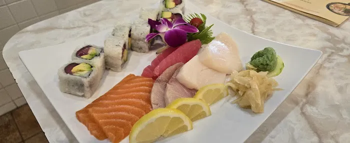 Asahii Sushi Bar (Asahi Sushi & Grill - New Ownership) in Hurst, TX Picture 3
