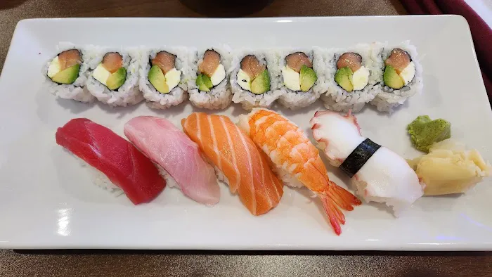 Everest sushi Bar and grill Picture 1