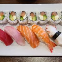 Everest sushi Bar and grill ico