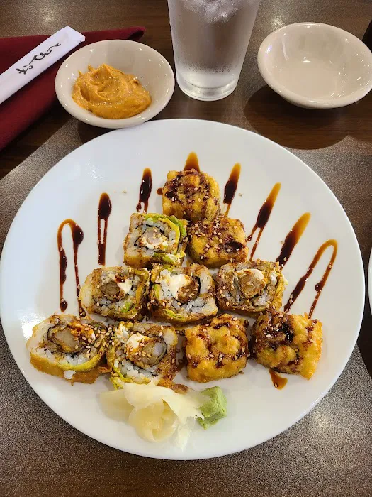 Everest sushi Bar and grill Picture 9