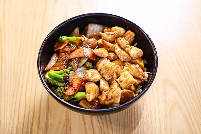 Hashi Japanese Kitchen - Saginaw Picture 4